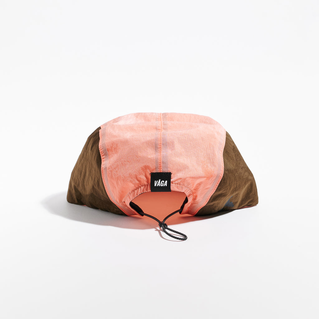 Pacer Cap - Flame Red / Coral / Brown — VÅGA running cap — detail view (3)