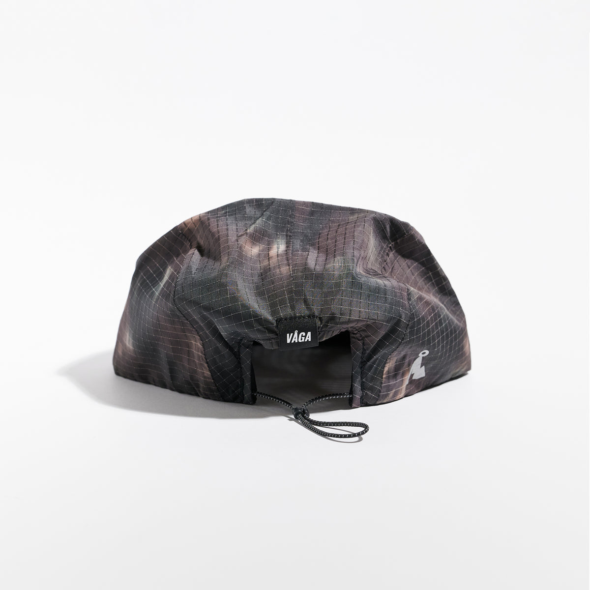 Night Club Cap 2.0 - Ember — VÅGA running cap — back view