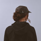 Night Club Cap 2.0 - Ember — VÅGA running cap — worn, back view
