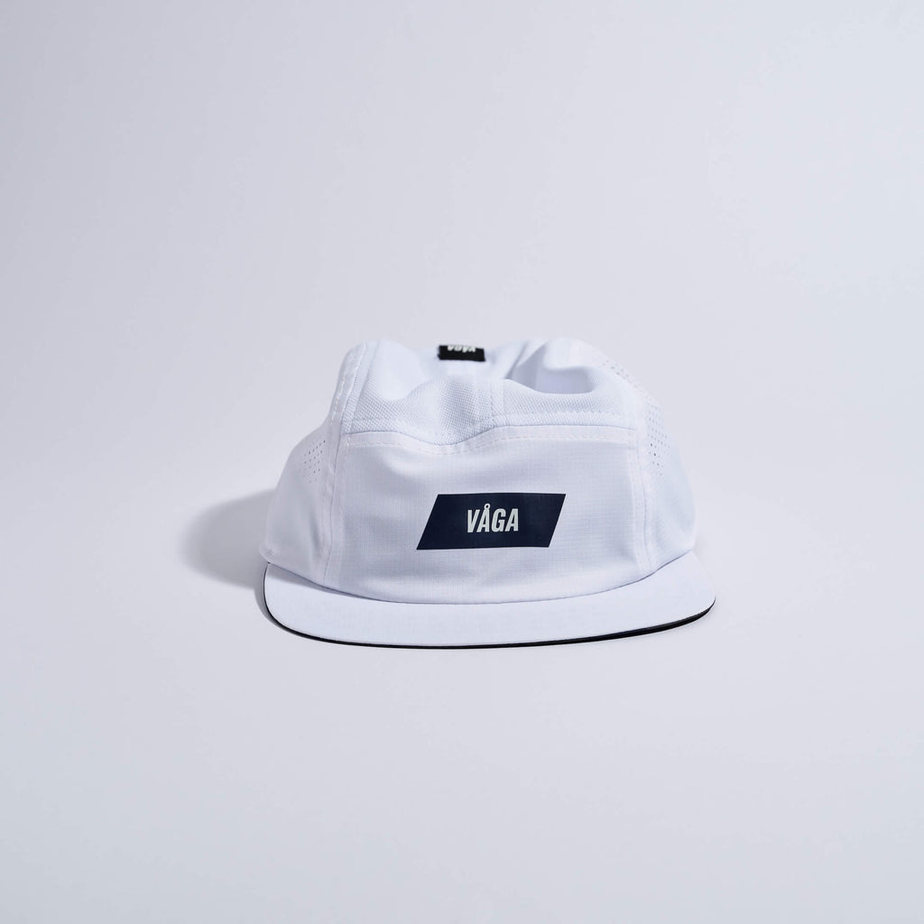 Feather Racing Cap - White — VÅGA running cap — front view