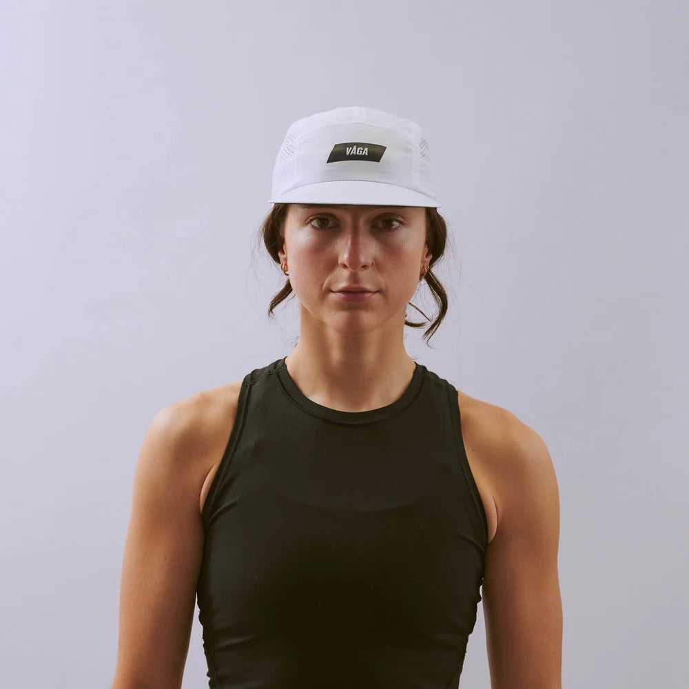 Feather Racing Cap - White — VÅGA running cap — worn, front view