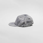 Night Club Cap 2.0 - Light Grey / Silver — VÅGA running cap — back view (2)