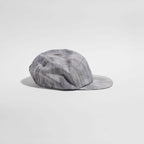 Night Club Cap 2.0 - Light Grey / Silver — VÅGA running cap — side view