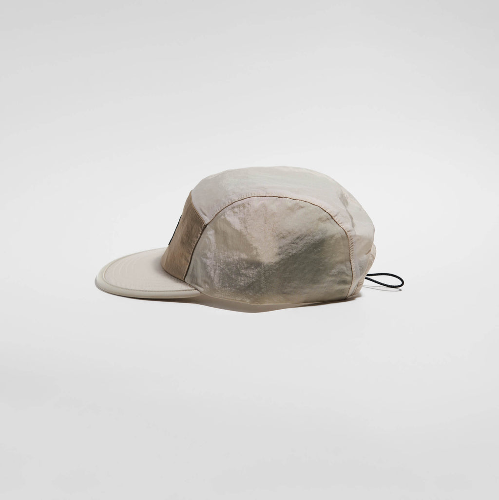 Pacer Cap - Dust Grey / Taupe — VÅGA running cap — side